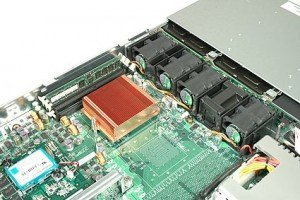 adaptec-snapserver720-inside-pers-1